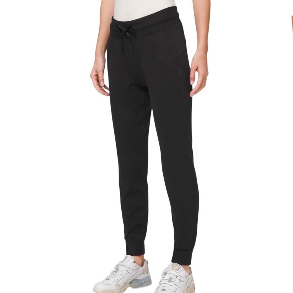 Lululemon Ready to Fleece Jogger Black Sweatpants LW5CZ9S Size 4 Athleisure Cozy